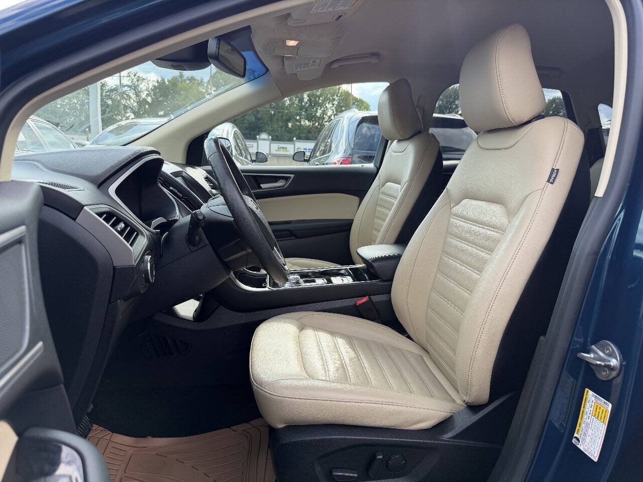 Used 2020 Ford Edge SEL w/ Convenience Package FWD image 8