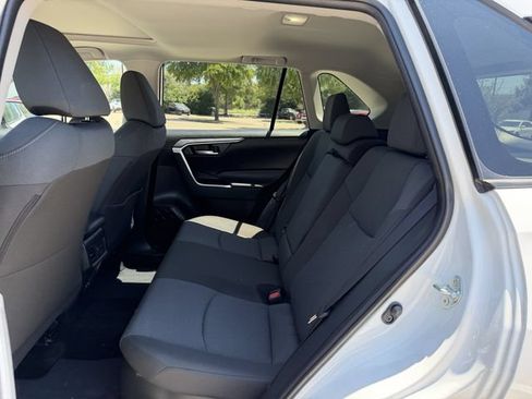 Used 2025 Toyota RAV4 XLE w/ Convenience Package AWD/4WD image 27