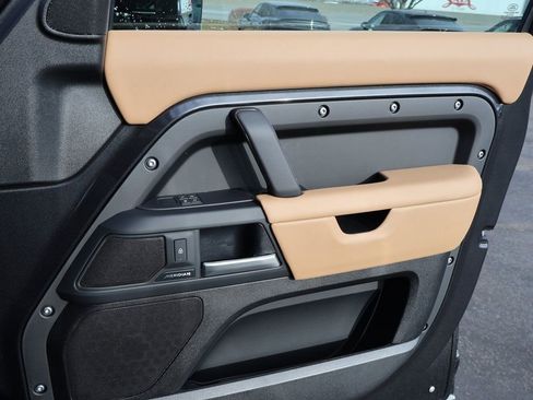 New 2026 Land Rover Defender 110 S AWD/4WD image 12