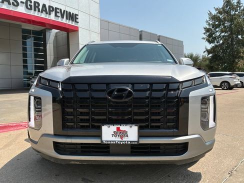 Used 2025 Hyundai Palisade SEL FWD image 3