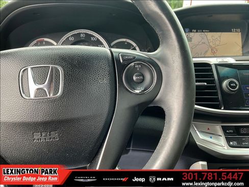 Used 2015 Honda Accord EX-L image 12