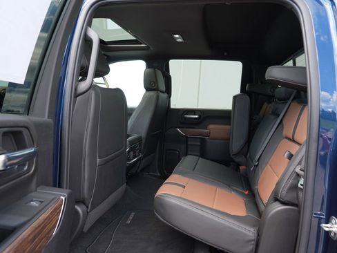 Used 2023 Chevrolet Silverado 3500 High Country w/ Z71 Off-Road Package AWD/4WD image 20