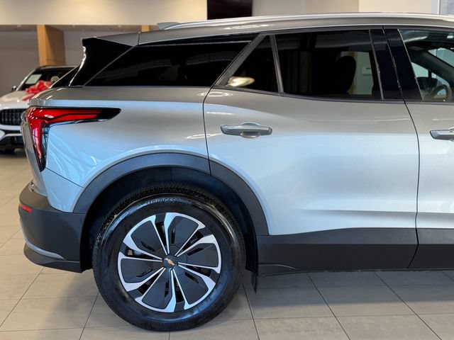 Used 2024 Chevrolet Blazer EV LT AWD/4WD image 14