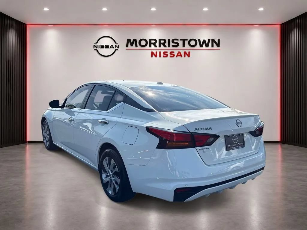 Used 2025 Nissan Altima 2.5 S FWD image 5