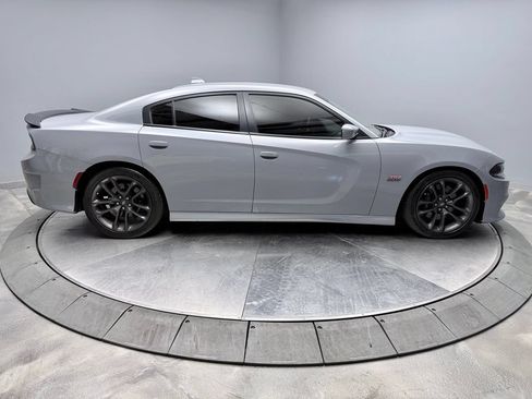 Used 2020 Dodge Charger Scat Pack RWD image 4