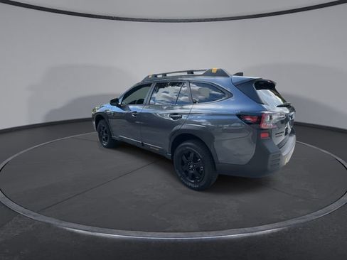 Used 2025 Subaru Outback Wilderness AWD/4WD image 6