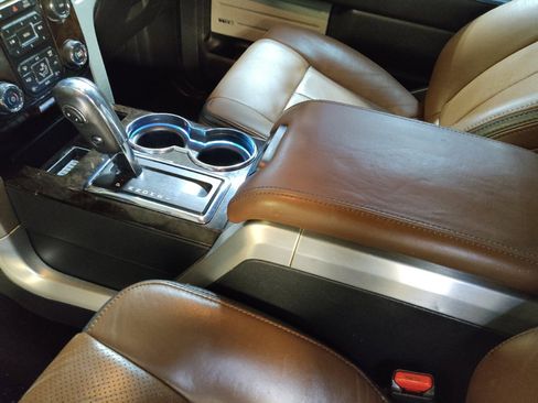 Used 2013 Ford F150 Platinum RWD image 26