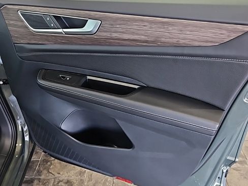 New 2026 Volkswagen Atlas SEL image 11