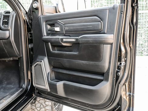 Used 2019 RAM 3500 Limited image 39