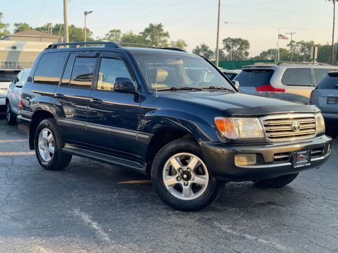 Used 2004 Toyota Land Cruiser image 2