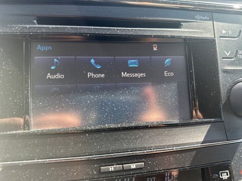 Used 2015 Toyota Avalon XLE image 9