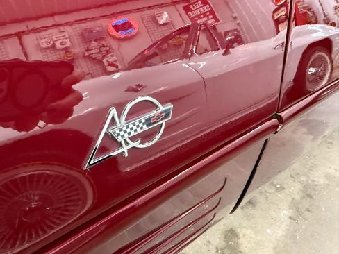 Used 1993 Chevrolet Corvette Coupe image 9