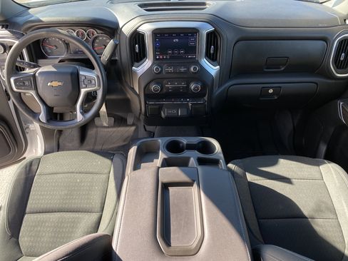 Used 2020 Chevrolet Silverado 1500 LT w/ LT Value Package image 18