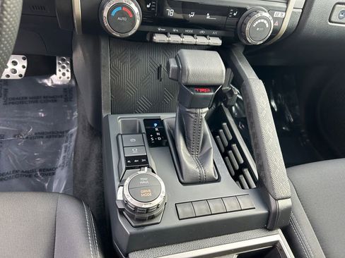 Used 2024 Toyota Tacoma TRD Sport image 20