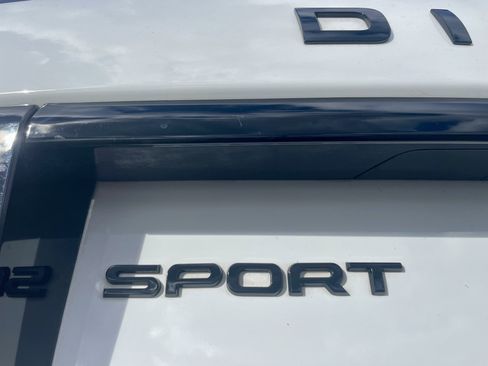 Certified 2024 Land Rover Discovery Sport Dynamic SE image 33