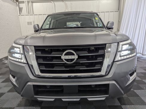 Used 2024 Nissan Armada SL w/ Captain's Chairs Package AWD/4WD image 4