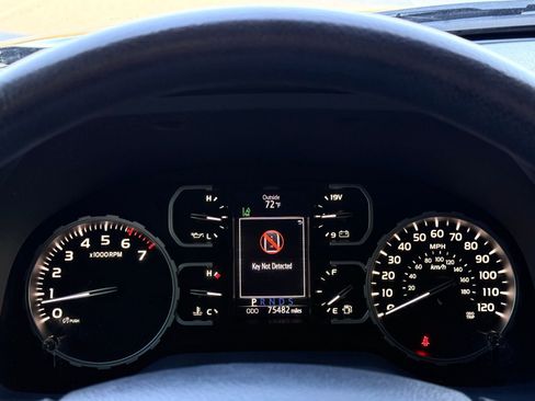 Used 2020 Toyota Tundra SR5 w/ TRD Off-Road Package image 28