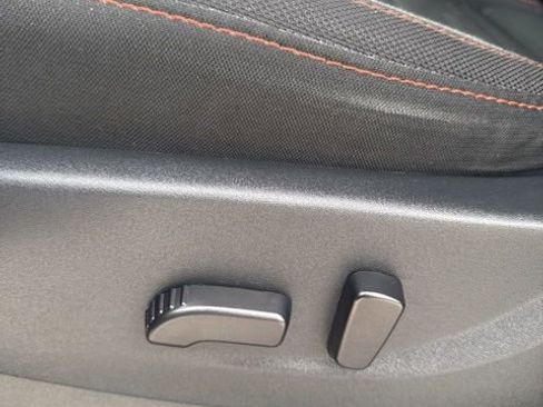 Used 2024 Nissan Frontier PRO-4X w/ Technology Package image 6