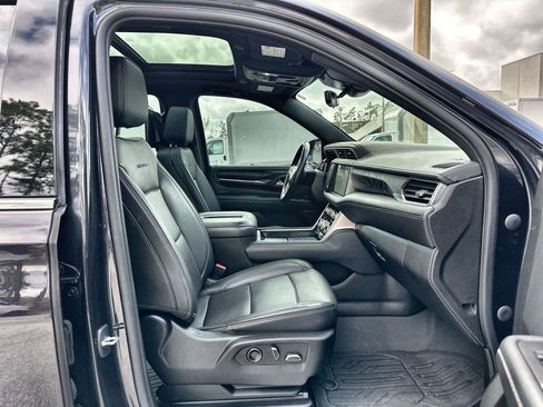 Certified 2023 GMC Yukon XL Denali w/ Denali Reserve Package image 28