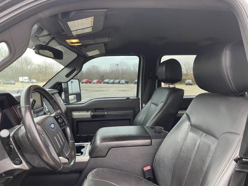 Used 2015 Ford F250 Lariat w/ Chrome Package image 19