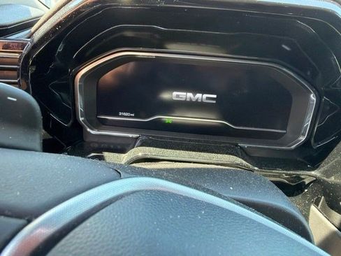 Used 2023 GMC Sierra 1500 SLT w/ SLT Convenience Package AWD/4WD image 14