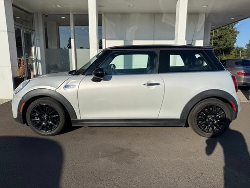 Used 2015 MINI Cooper S FWD image 3