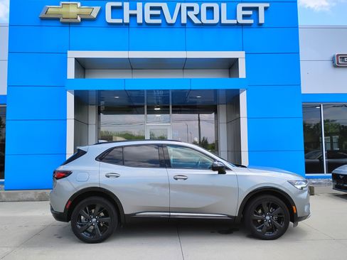 Used 2023 Buick Envision Essence w/ Sport Touring Package AWD/4WD image 4