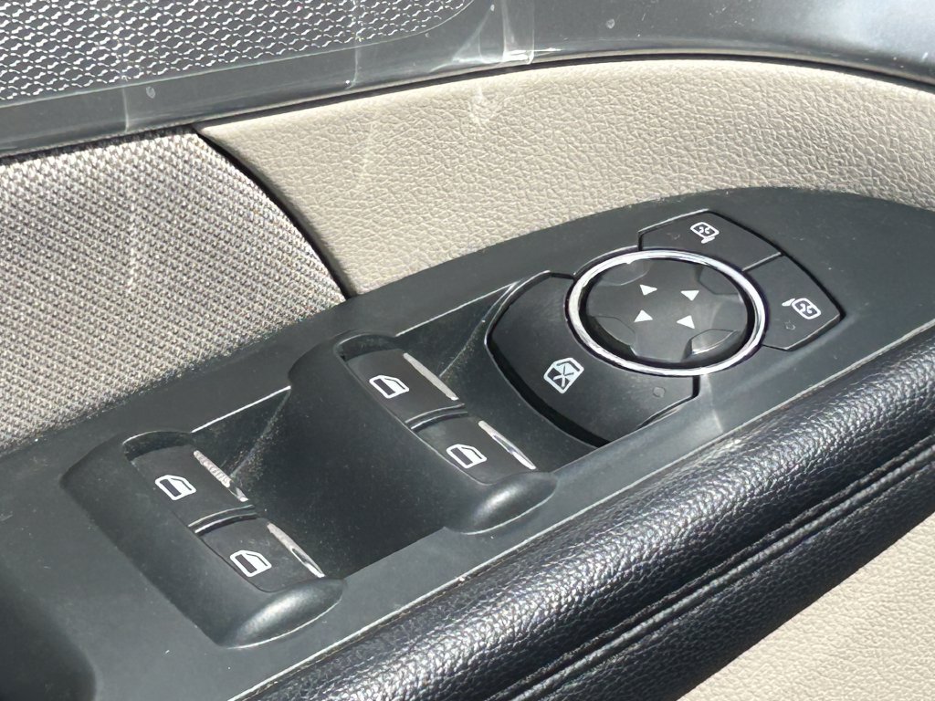 Used 2018 Ford Explorer 4WD w/ Class II Trailer Tow Package image 25