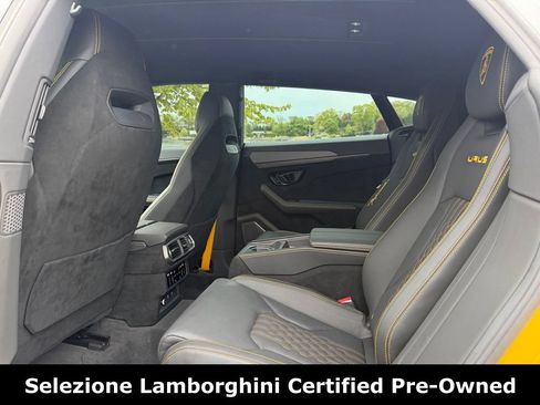 Used 2023 Lamborghini Urus Performante AWD/4WD image 46