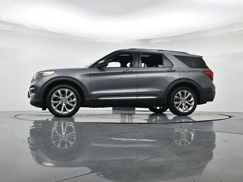 Used 2021 Ford Explorer Platinum w/ Equipment Group 601A AWD/4WD image 55