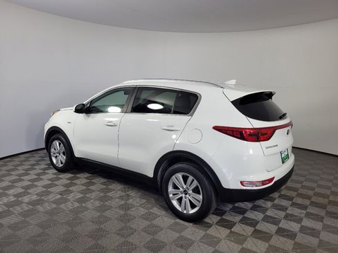 Used 2019 Kia Sportage LX w/ LX Popular Package AWD/4WD image 3