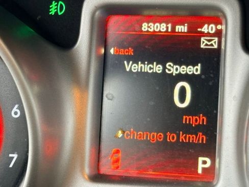 Used 2019 Dodge Journey SE w/ Blacktop Package image 17