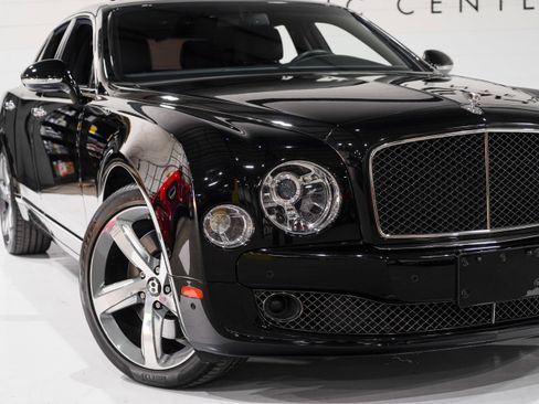 Used 2016 Bentley Mulsanne Speed RWD image 27
