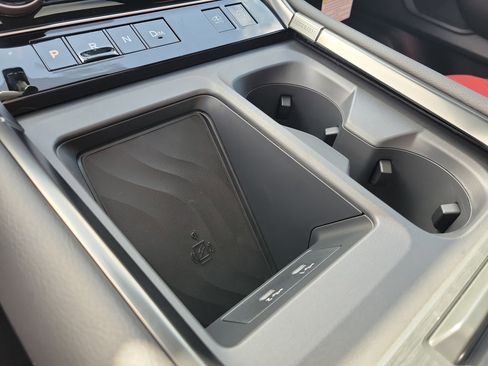 New 2026 Nissan Armada NISMO image 36