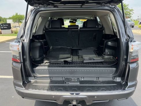 Used 2023 Toyota 4Runner Limited AWD/4WD image 22