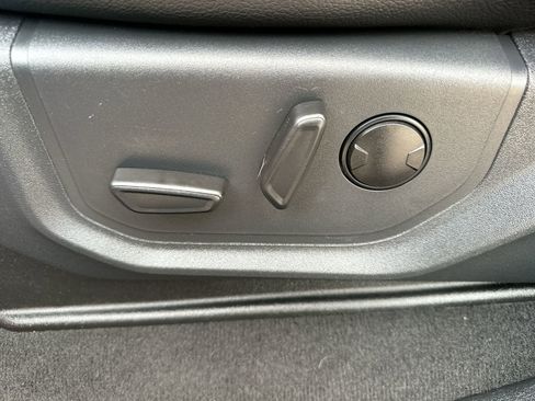 Used 2022 Ford F350 Lariat w/ Lariat Ultimate Package image 12