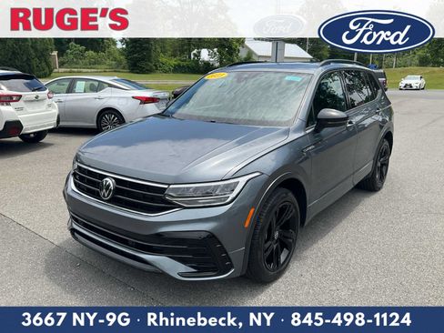 Used 2023 Volkswagen Tiguan SE R-Line AWD/4WD image 8