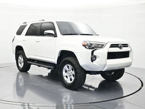 Used 2023 Toyota 4Runner SR5 Premium w/ Moonroof Package AWD/4WD image 3