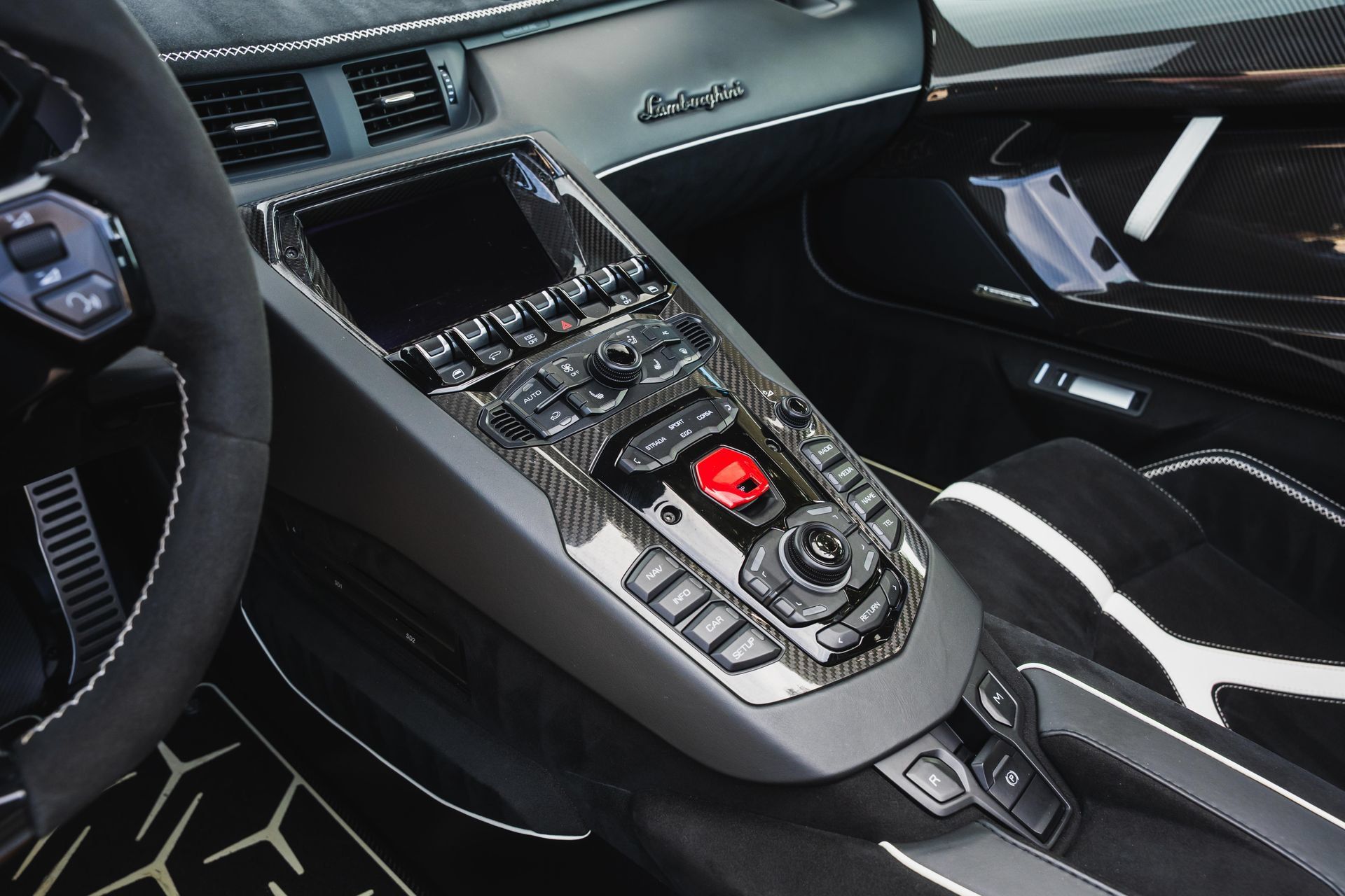 Used 2021 Lamborghini Aventador SVJ AWD/4WD image 62