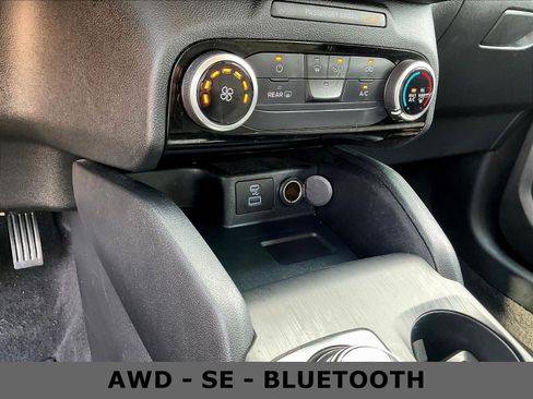 Used 2021 Ford Escape SE AWD/4WD image 16
