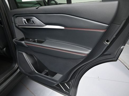 New 2025 Ford Explorer ST-Line w/ Premium Package image 36