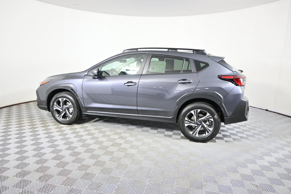 Used 2026 Subaru Crosstrek 2.5i Premium AWD/4WD image 3