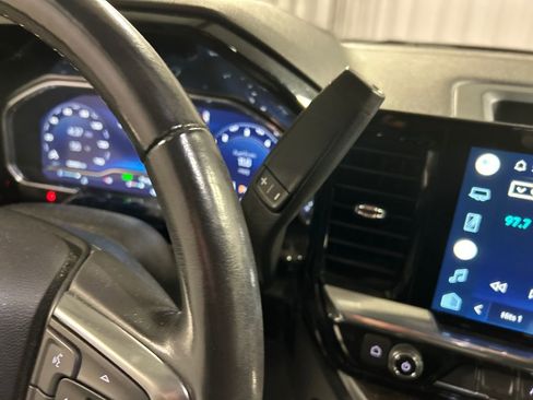 Used 2022 Chevrolet Silverado 1500 LT image 20