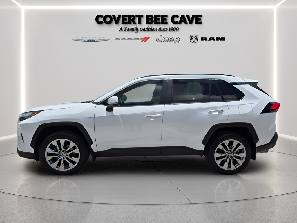 Used 2024 Toyota RAV4 Limited FWD image 5