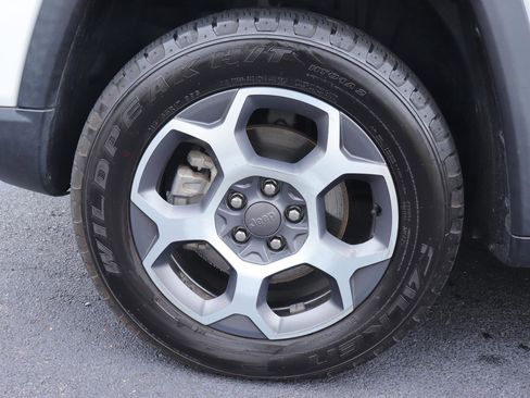 Used 2022 Jeep Compass Trailhawk image 39