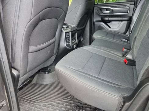 Used 2022 RAM 1500 Big Horn AWD/4WD image 8
