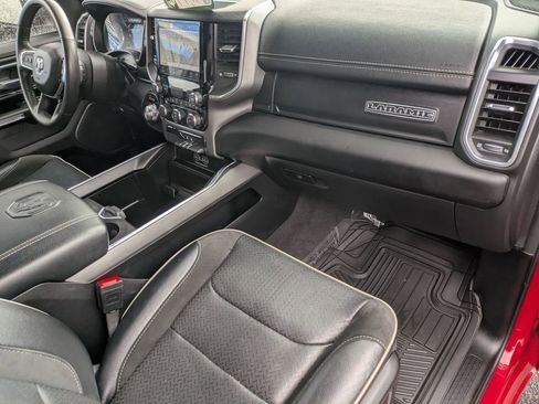 Used 2024 RAM 1500 Laramie image 25