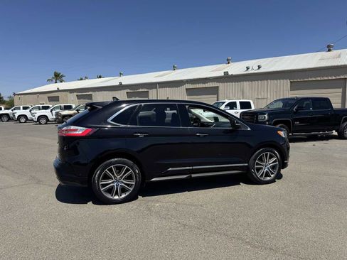 Used 2019 Ford Edge Titanium w/ Equipment Group 301A image 12