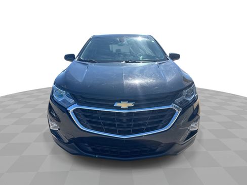 Used 2018 Chevrolet Equinox LT image 3