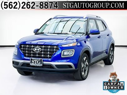 Used 2023 Hyundai Venue SEL